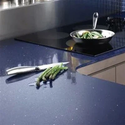 أسطح عمل المطبخ باللون الأزرق البريق